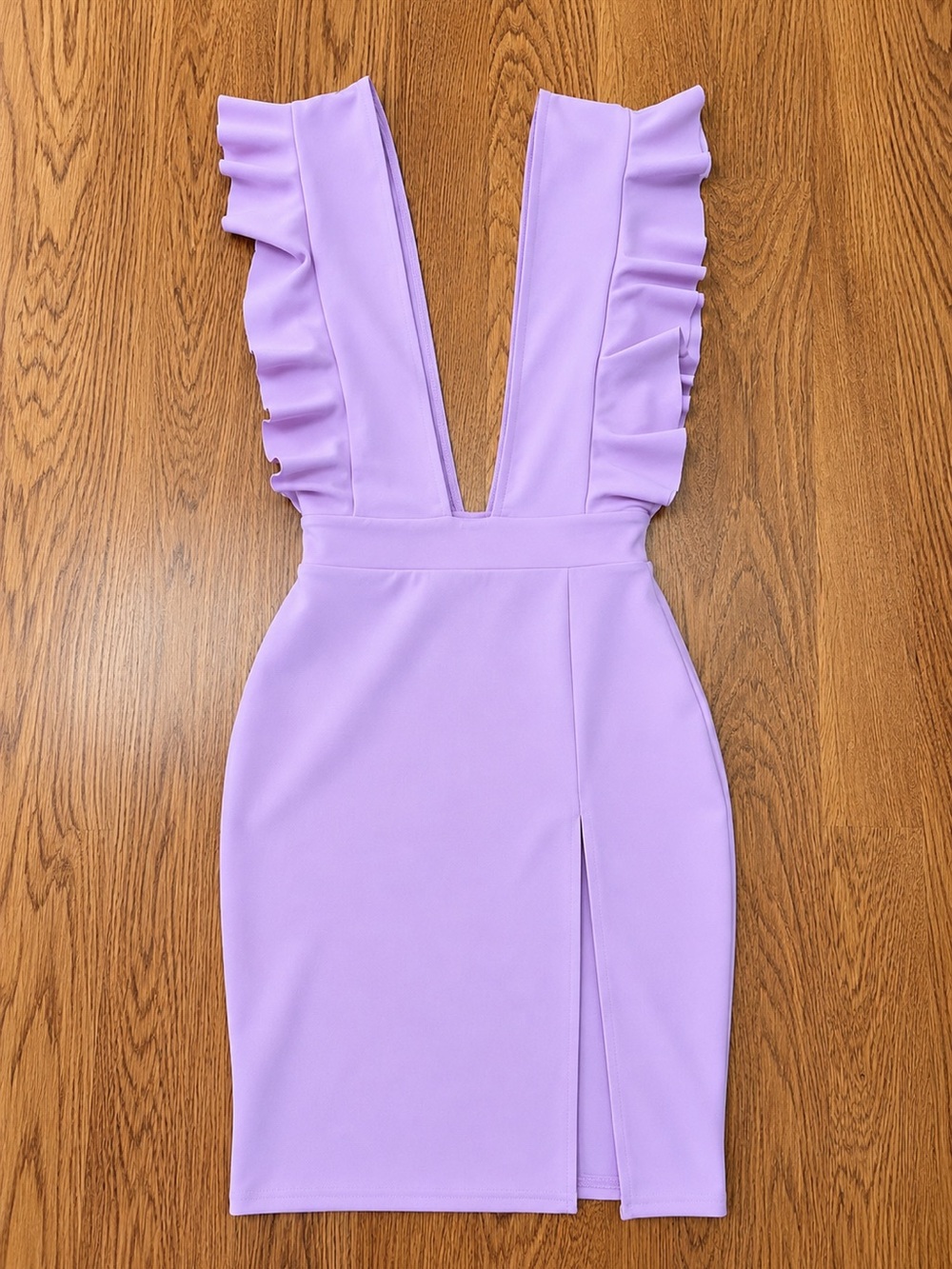 NWT PrettyLittleThing Lilac Ruffle Plunge Bodycon Mini Dress Womens Size 4